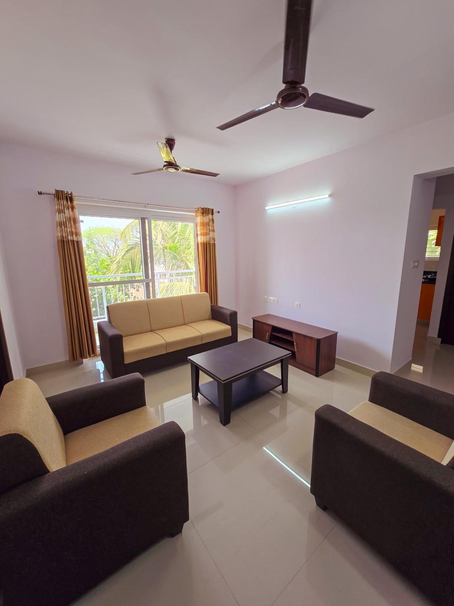 Cozy Apt Easy Access - Groceries & Transport Apartment Mangalore Exterior photo