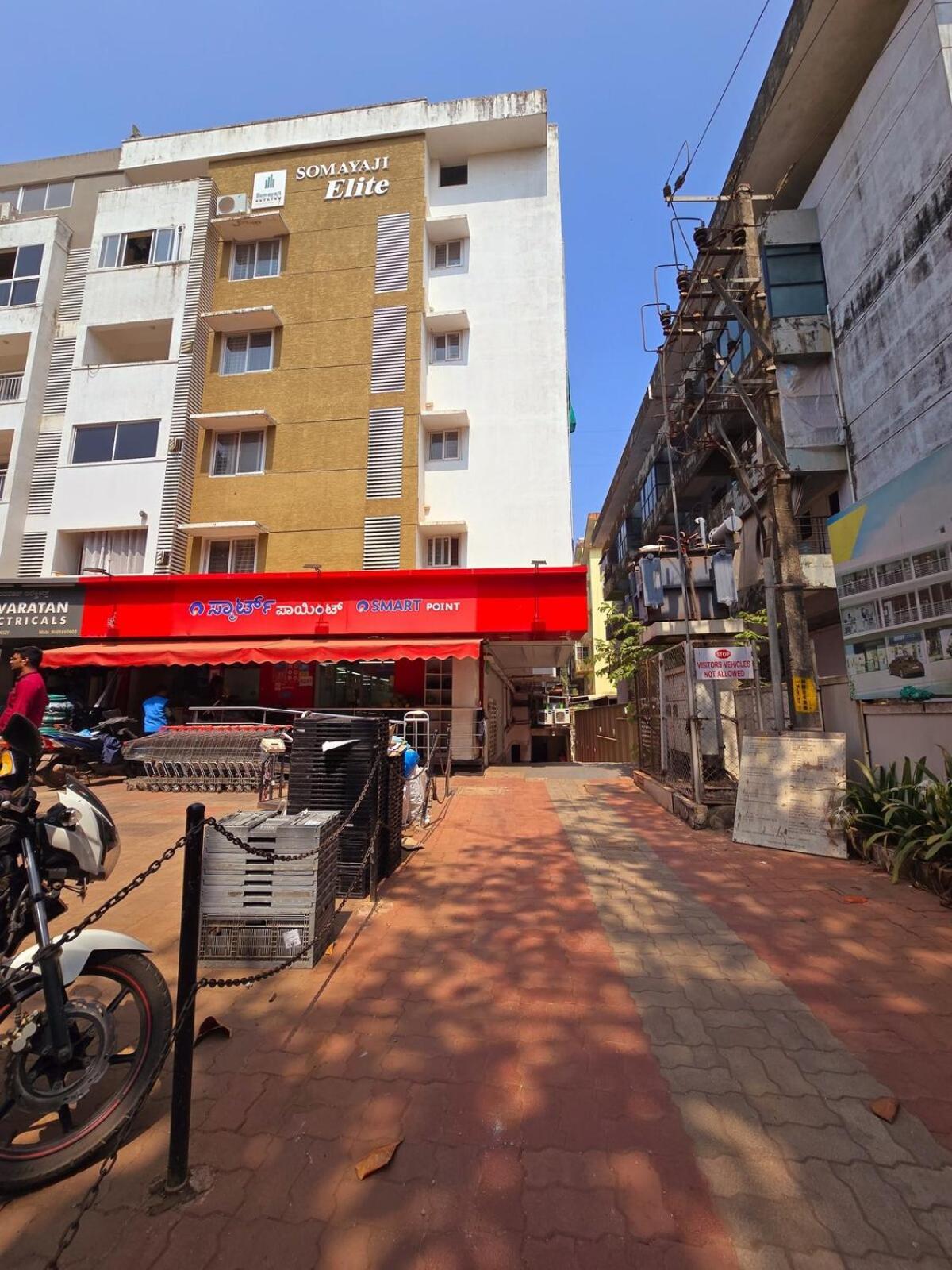 Cozy Apt Easy Access - Groceries & Transport Apartment Mangalore Exterior photo